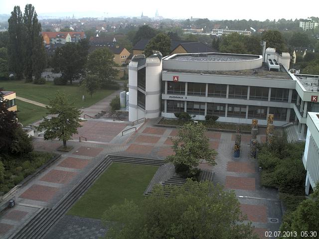 Foto der Webcam: Verwaltungsgeb&auml;ude, Innenhof mit Audimax, H&ouml;rsaal-Geb&auml;ude 1