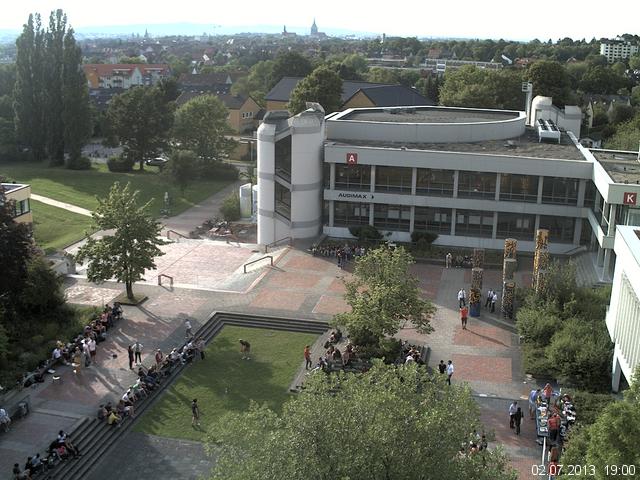 Foto der Webcam: Verwaltungsgeb&auml;ude, Innenhof mit Audimax, H&ouml;rsaal-Geb&auml;ude 1