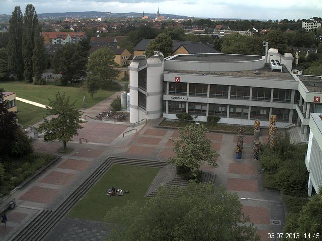 Foto der Webcam: Verwaltungsgeb&auml;ude, Innenhof mit Audimax, H&ouml;rsaal-Geb&auml;ude 1