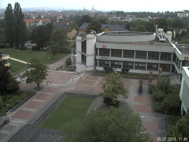 Foto der Webcam: Verwaltungsgeb&auml;ude, Innenhof mit Audimax, H&ouml;rsaal-Geb&auml;ude 1