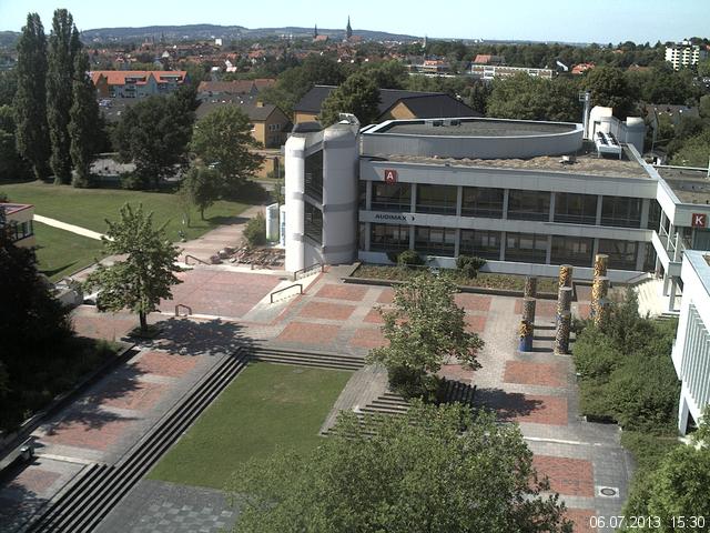 Foto der Webcam: Verwaltungsgeb&auml;ude, Innenhof mit Audimax, H&ouml;rsaal-Geb&auml;ude 1