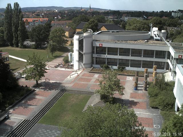 Foto der Webcam: Verwaltungsgeb&auml;ude, Innenhof mit Audimax, H&ouml;rsaal-Geb&auml;ude 1