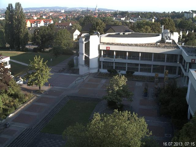 Foto der Webcam: Verwaltungsgeb&auml;ude, Innenhof mit Audimax, H&ouml;rsaal-Geb&auml;ude 1