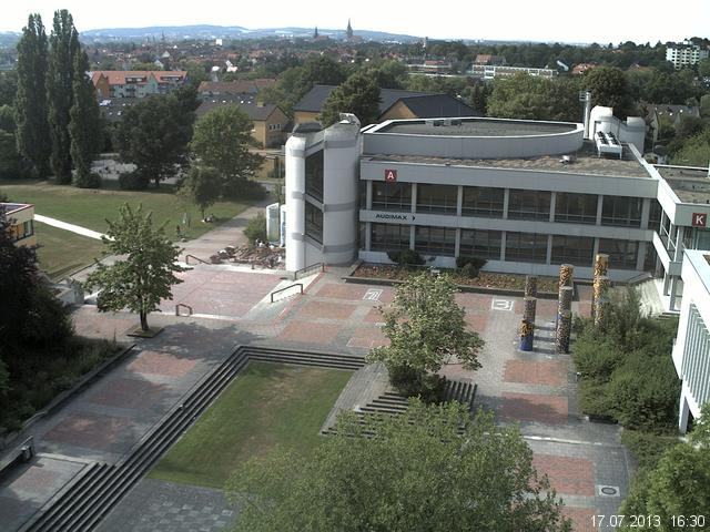 Foto der Webcam: Verwaltungsgeb&auml;ude, Innenhof mit Audimax, H&ouml;rsaal-Geb&auml;ude 1