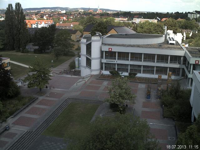 Foto der Webcam: Verwaltungsgeb&auml;ude, Innenhof mit Audimax, H&ouml;rsaal-Geb&auml;ude 1