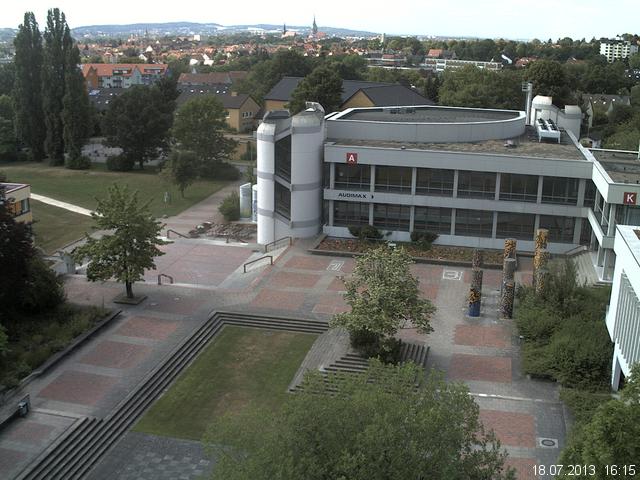 Foto der Webcam: Verwaltungsgeb&auml;ude, Innenhof mit Audimax, H&ouml;rsaal-Geb&auml;ude 1