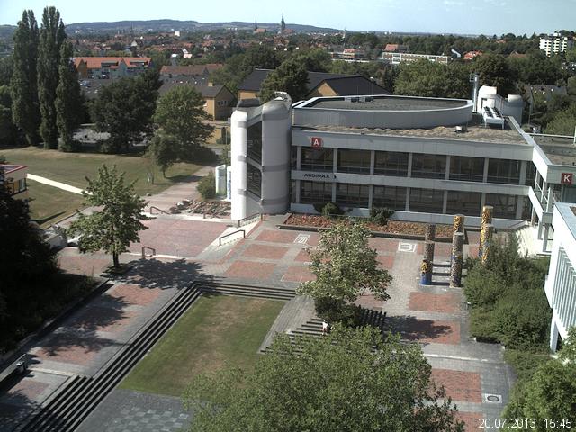 Foto der Webcam: Verwaltungsgeb&auml;ude, Innenhof mit Audimax, H&ouml;rsaal-Geb&auml;ude 1
