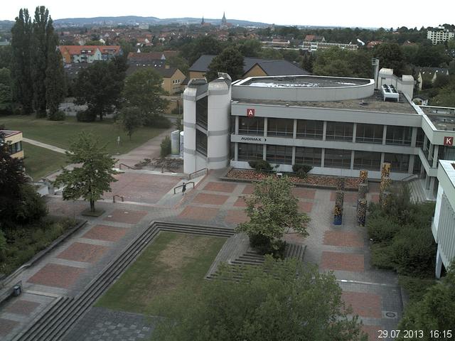 Foto der Webcam: Verwaltungsgeb&auml;ude, Innenhof mit Audimax, H&ouml;rsaal-Geb&auml;ude 1