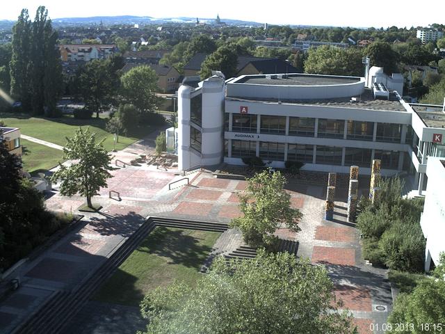 Foto der Webcam: Verwaltungsgeb&auml;ude, Innenhof mit Audimax, H&ouml;rsaal-Geb&auml;ude 1