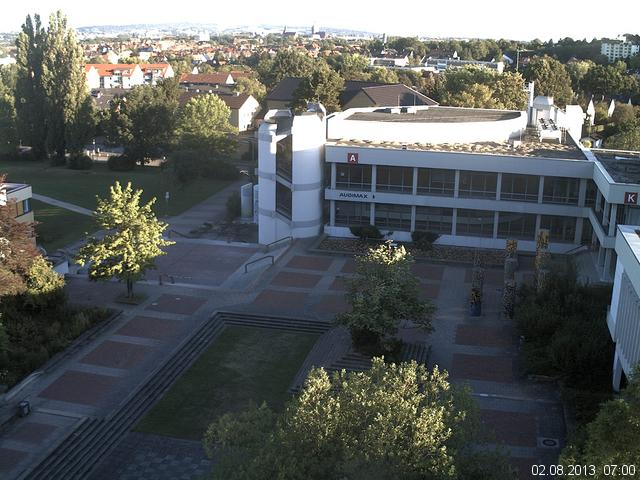 Foto der Webcam: Verwaltungsgeb&auml;ude, Innenhof mit Audimax, H&ouml;rsaal-Geb&auml;ude 1