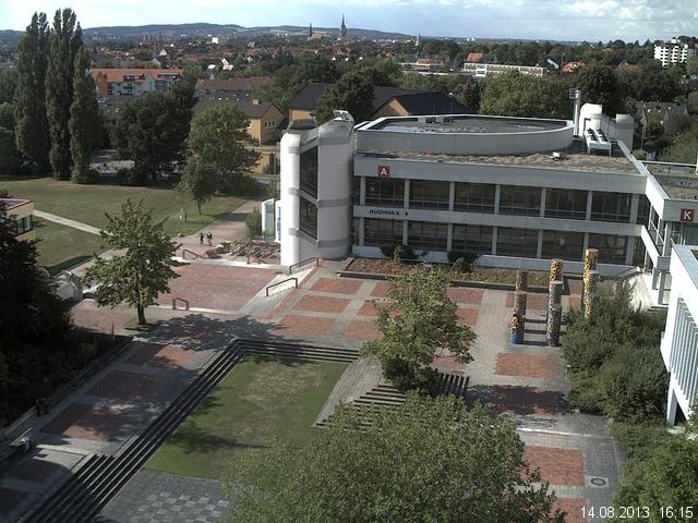 Foto der Webcam: Verwaltungsgeb&auml;ude, Innenhof mit Audimax, H&ouml;rsaal-Geb&auml;ude 1