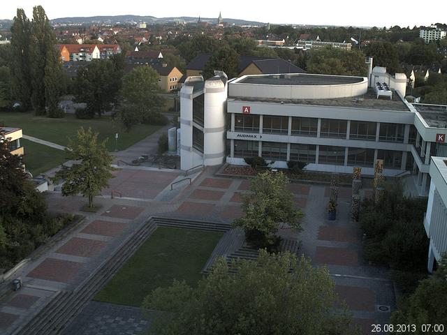 Foto der Webcam: Verwaltungsgeb&auml;ude, Innenhof mit Audimax, H&ouml;rsaal-Geb&auml;ude 1
