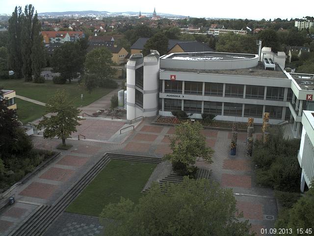 Foto der Webcam: Verwaltungsgeb&auml;ude, Innenhof mit Audimax, H&ouml;rsaal-Geb&auml;ude 1