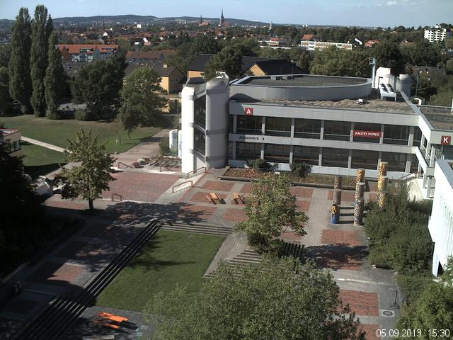 Foto der Webcam: Verwaltungsgeb&auml;ude, Innenhof mit Audimax, H&ouml;rsaal-Geb&auml;ude 1