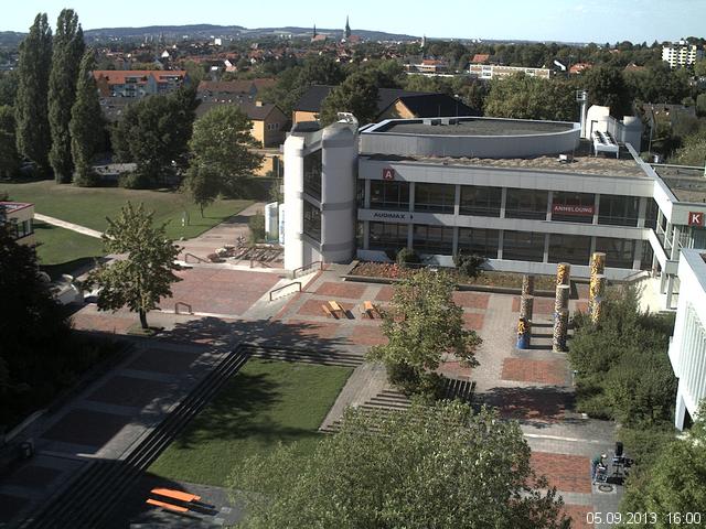 Foto der Webcam: Verwaltungsgeb&auml;ude, Innenhof mit Audimax, H&ouml;rsaal-Geb&auml;ude 1