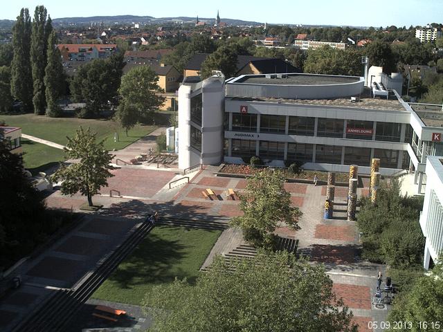 Foto der Webcam: Verwaltungsgeb&auml;ude, Innenhof mit Audimax, H&ouml;rsaal-Geb&auml;ude 1