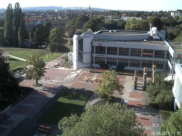 Foto der Webcam: Verwaltungsgeb&auml;ude, Innenhof mit Audimax, H&ouml;rsaal-Geb&auml;ude 1