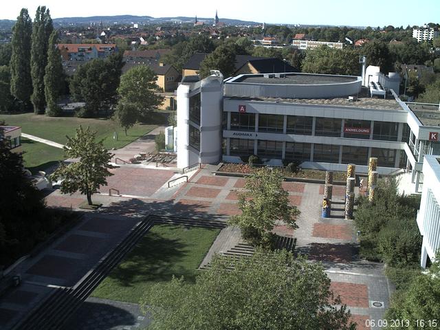 Foto der Webcam: Verwaltungsgeb&auml;ude, Innenhof mit Audimax, H&ouml;rsaal-Geb&auml;ude 1