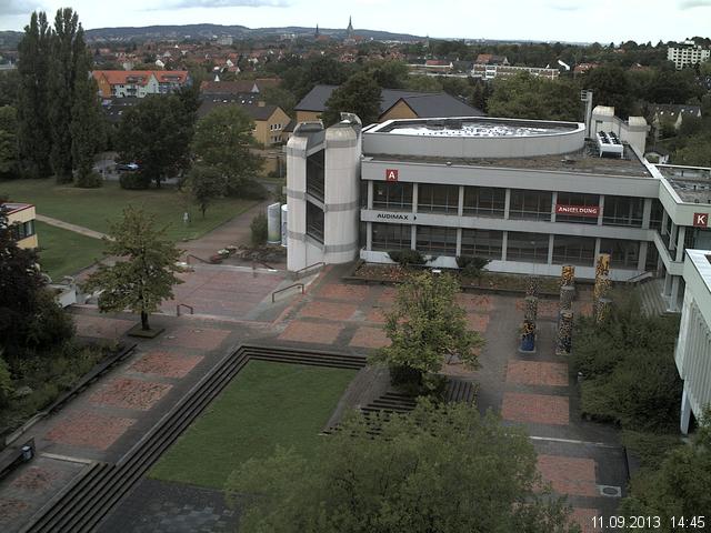 Foto der Webcam: Verwaltungsgeb&auml;ude, Innenhof mit Audimax, H&ouml;rsaal-Geb&auml;ude 1