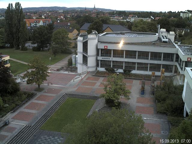 Foto der Webcam: Verwaltungsgeb&auml;ude, Innenhof mit Audimax, H&ouml;rsaal-Geb&auml;ude 1