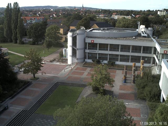 Foto der Webcam: Verwaltungsgeb&auml;ude, Innenhof mit Audimax, H&ouml;rsaal-Geb&auml;ude 1