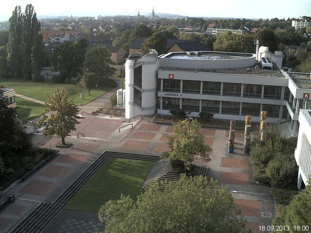 Foto der Webcam: Verwaltungsgeb&auml;ude, Innenhof mit Audimax, H&ouml;rsaal-Geb&auml;ude 1