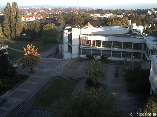 Foto der Webcam: Verwaltungsgeb&auml;ude, Innenhof mit Audimax, H&ouml;rsaal-Geb&auml;ude 1