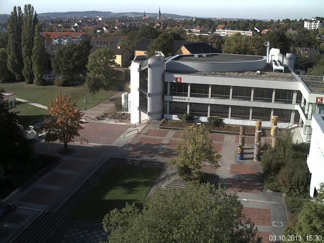 Foto der Webcam: Verwaltungsgeb&auml;ude, Innenhof mit Audimax, H&ouml;rsaal-Geb&auml;ude 1