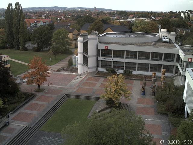 Foto der Webcam: Verwaltungsgeb&auml;ude, Innenhof mit Audimax, H&ouml;rsaal-Geb&auml;ude 1