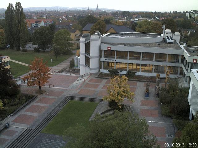 Foto der Webcam: Verwaltungsgeb&auml;ude, Innenhof mit Audimax, H&ouml;rsaal-Geb&auml;ude 1