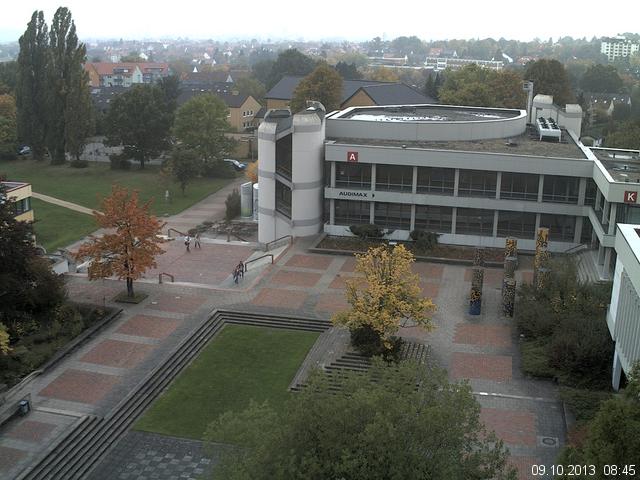 Foto der Webcam: Verwaltungsgeb&auml;ude, Innenhof mit Audimax, H&ouml;rsaal-Geb&auml;ude 1