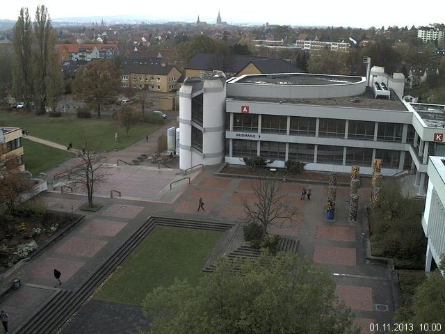 Foto der Webcam: Verwaltungsgeb&auml;ude, Innenhof mit Audimax, H&ouml;rsaal-Geb&auml;ude 1