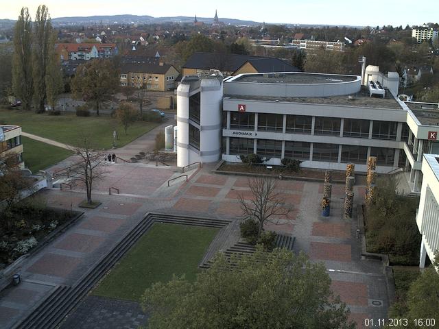 Foto der Webcam: Verwaltungsgeb&auml;ude, Innenhof mit Audimax, H&ouml;rsaal-Geb&auml;ude 1