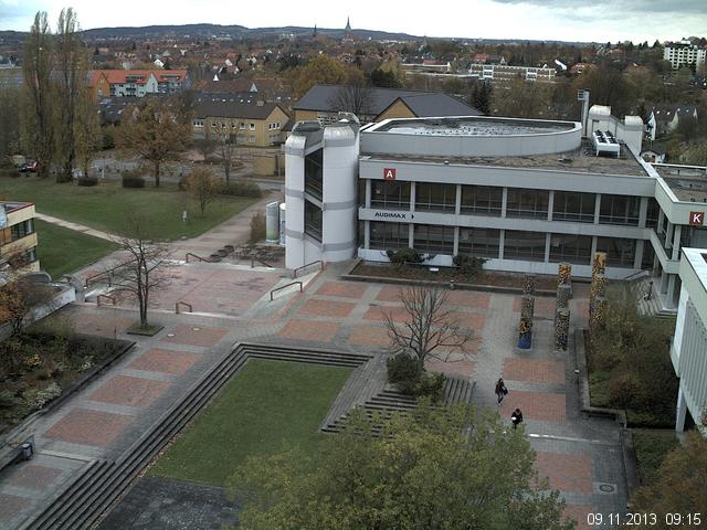 Foto der Webcam: Verwaltungsgeb&auml;ude, Innenhof mit Audimax, H&ouml;rsaal-Geb&auml;ude 1