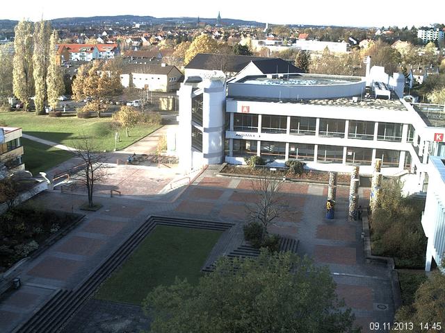 Foto der Webcam: Verwaltungsgeb&auml;ude, Innenhof mit Audimax, H&ouml;rsaal-Geb&auml;ude 1