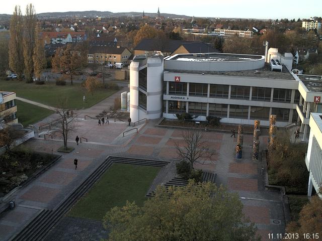 Foto der Webcam: Verwaltungsgeb&auml;ude, Innenhof mit Audimax, H&ouml;rsaal-Geb&auml;ude 1
