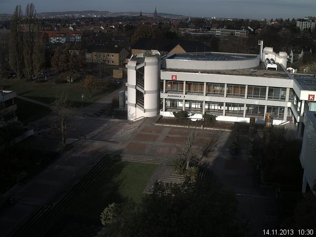 Foto der Webcam: Verwaltungsgeb&auml;ude, Innenhof mit Audimax, H&ouml;rsaal-Geb&auml;ude 1