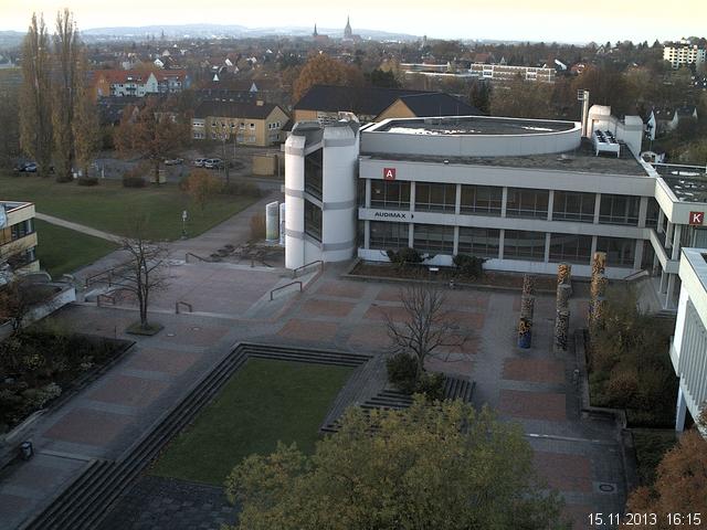 Foto der Webcam: Verwaltungsgeb&auml;ude, Innenhof mit Audimax, H&ouml;rsaal-Geb&auml;ude 1