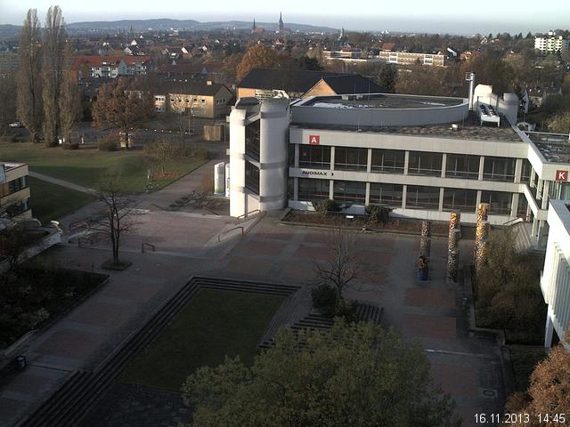 Foto der Webcam: Verwaltungsgeb&auml;ude, Innenhof mit Audimax, H&ouml;rsaal-Geb&auml;ude 1