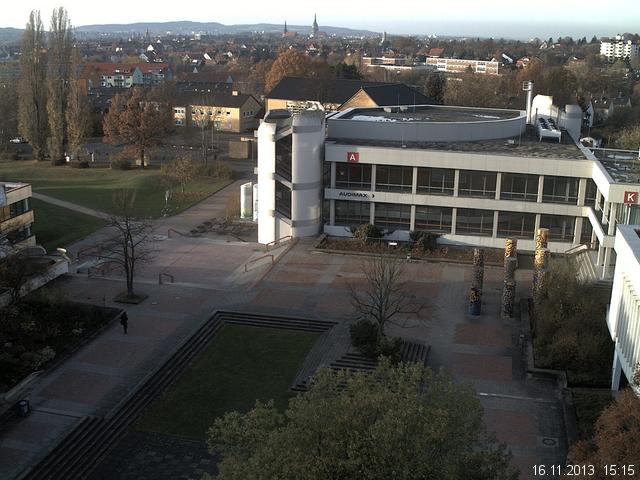 Foto der Webcam: Verwaltungsgeb&auml;ude, Innenhof mit Audimax, H&ouml;rsaal-Geb&auml;ude 1