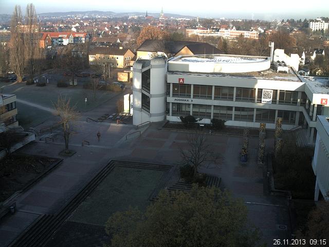 Foto der Webcam: Verwaltungsgeb&auml;ude, Innenhof mit Audimax, H&ouml;rsaal-Geb&auml;ude 1