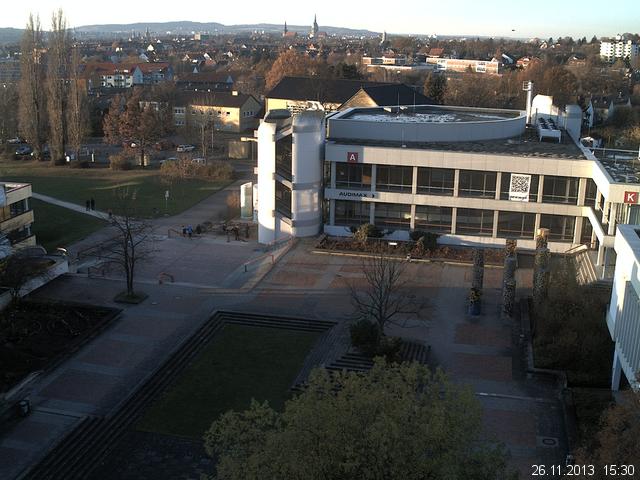 Foto der Webcam: Verwaltungsgeb&auml;ude, Innenhof mit Audimax, H&ouml;rsaal-Geb&auml;ude 1