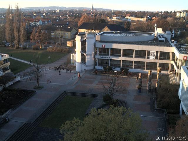 Foto der Webcam: Verwaltungsgeb&auml;ude, Innenhof mit Audimax, H&ouml;rsaal-Geb&auml;ude 1