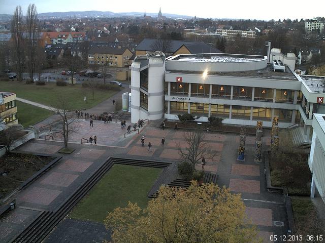 Foto der Webcam: Verwaltungsgeb&auml;ude, Innenhof mit Audimax, H&ouml;rsaal-Geb&auml;ude 1