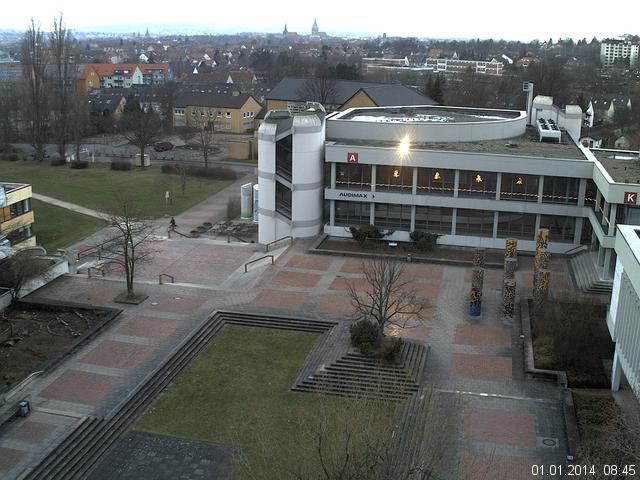 Foto der Webcam: Verwaltungsgeb&auml;ude, Innenhof mit Audimax, H&ouml;rsaal-Geb&auml;ude 1