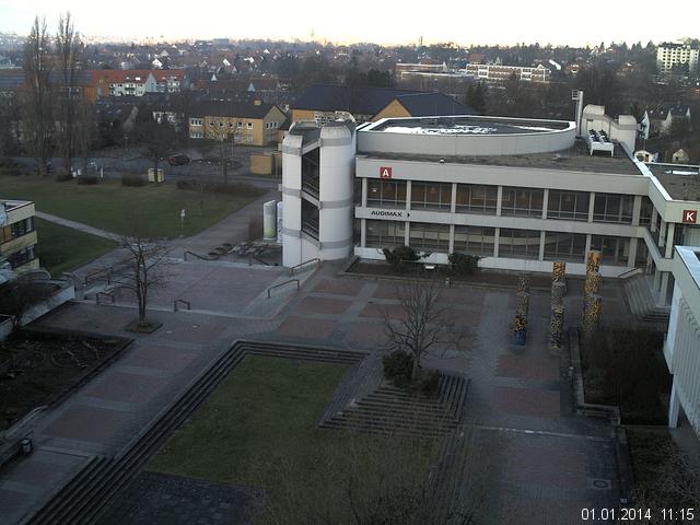 Foto der Webcam: Verwaltungsgeb&auml;ude, Innenhof mit Audimax, H&ouml;rsaal-Geb&auml;ude 1