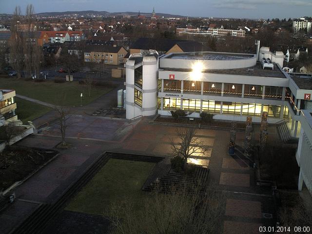 Foto der Webcam: Verwaltungsgeb&auml;ude, Innenhof mit Audimax, H&ouml;rsaal-Geb&auml;ude 1