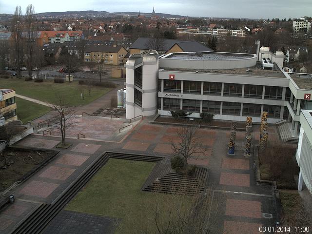 Foto der Webcam: Verwaltungsgeb&auml;ude, Innenhof mit Audimax, H&ouml;rsaal-Geb&auml;ude 1