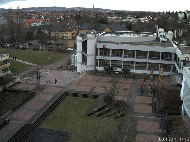 Foto der Webcam: Verwaltungsgeb&auml;ude, Innenhof mit Audimax, H&ouml;rsaal-Geb&auml;ude 1