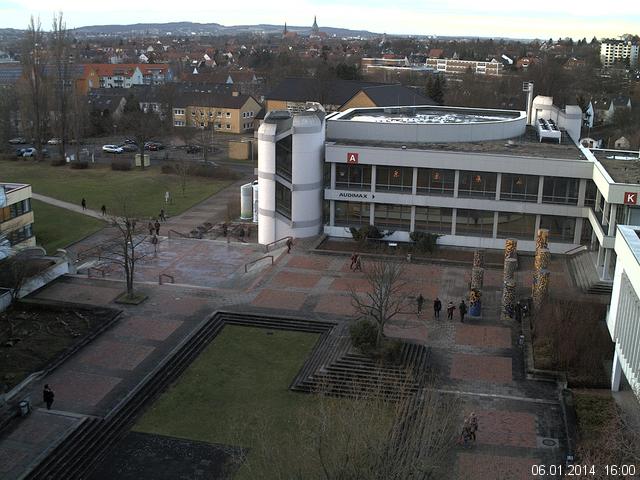 Foto der Webcam: Verwaltungsgeb&auml;ude, Innenhof mit Audimax, H&ouml;rsaal-Geb&auml;ude 1